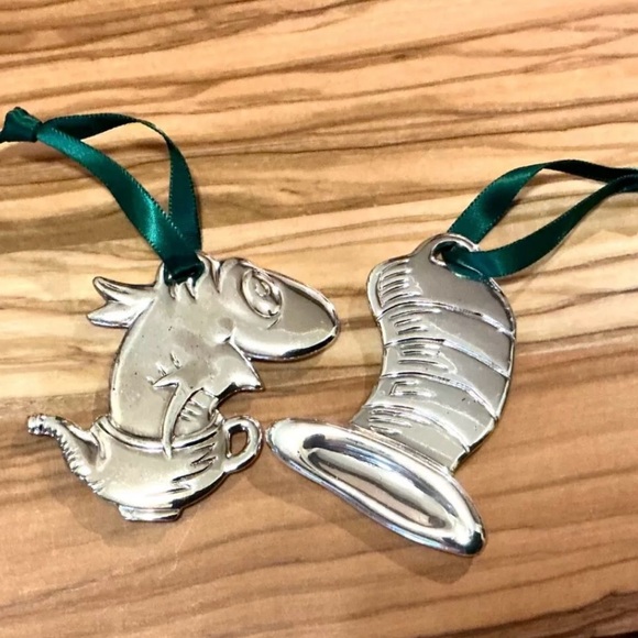 Dr Seuss Cat in the Hat Fish in the Bowl Silver Plated Ornament - Picture 1 of 8